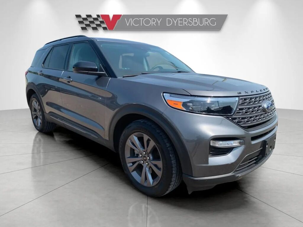 2023 Ford Explorer XLT — photo 1 of 39
