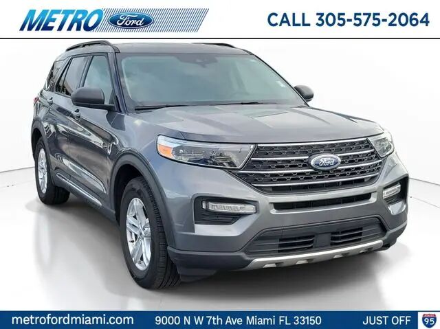 2023 Ford Explorer XLT — photo 1 of 13