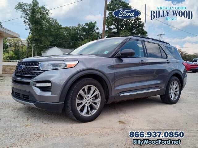 2022 Ford Explorer XLT — photo 1 of 39