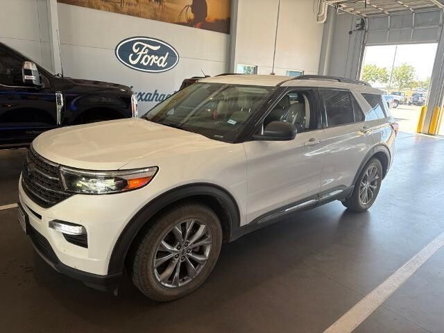 2022 Ford Explorer XLT — photo 1 of 11