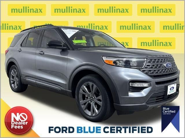2023 Ford Explorer XLT — photo 1 of 13