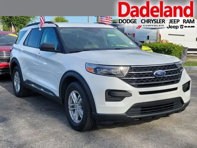 2024 Ford Explorer XLT — photo 1 of 13