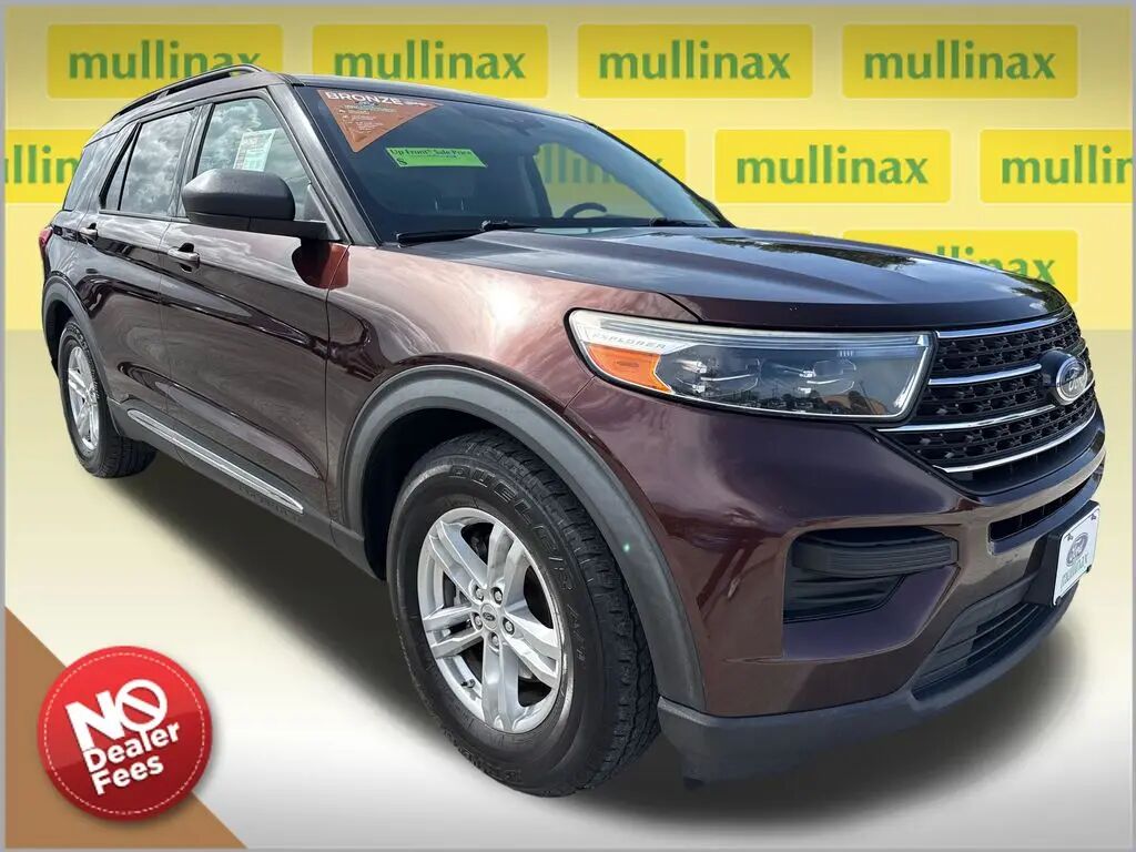 2020 Ford Explorer XLT — photo 1 of 23
