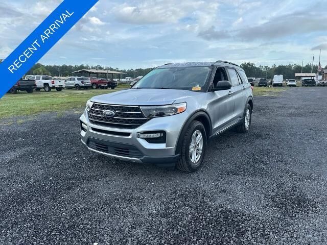 2020 Ford Explorer XLT — photo 1 of 26