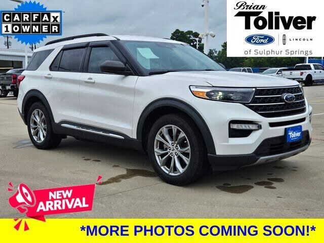 2022 Ford Explorer XLT — photo 1 of 2