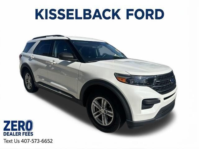2022 Ford Explorer XLT — photo 1 of 26