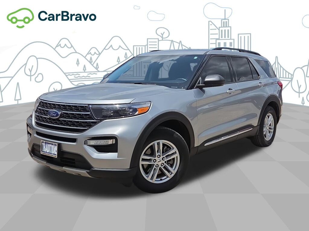 2023 Ford Explorer XLT — photo 1 of 6