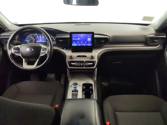 2023 Ford Explorer XLT — photo 1 of 39