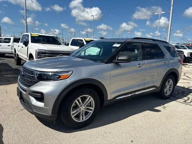 2024 Ford Explorer XLT — photo 1 of 47