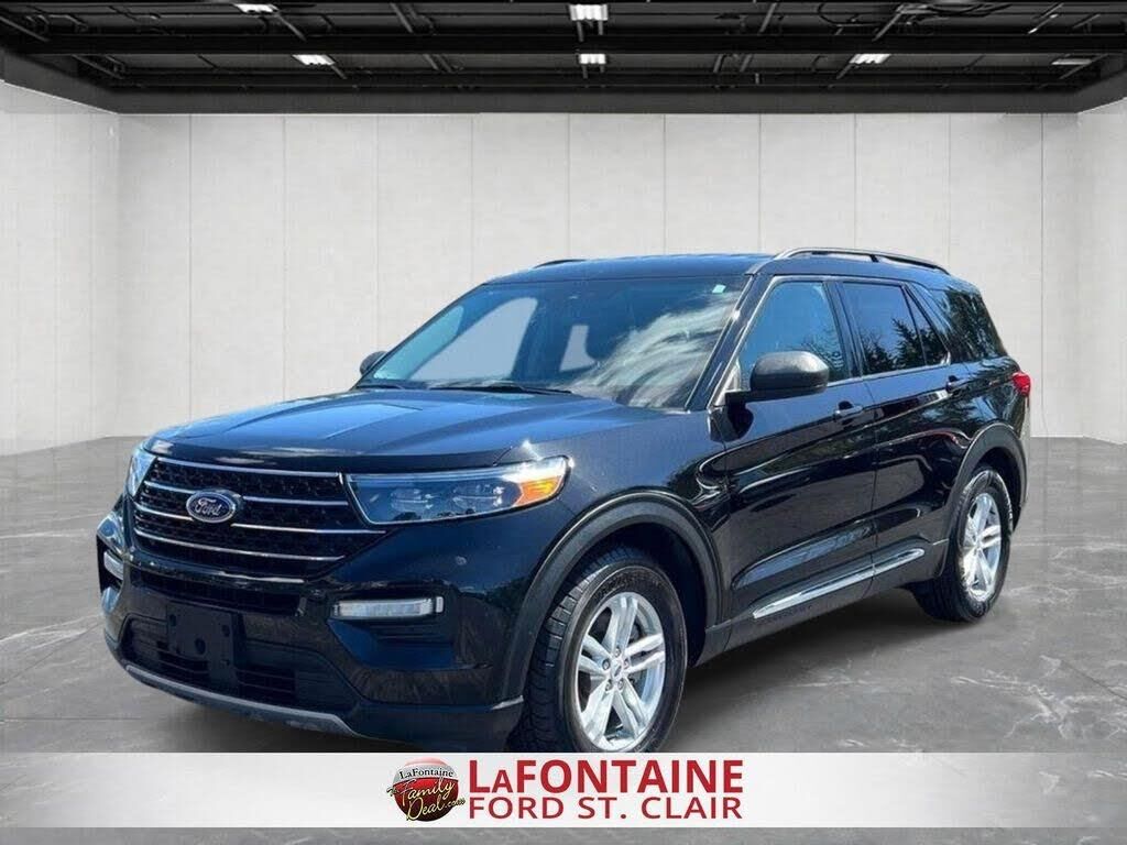 2024 Ford Explorer XLT — photo 1 of 19