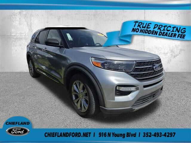 2020 Ford Explorer XLT — photo 1 of 26