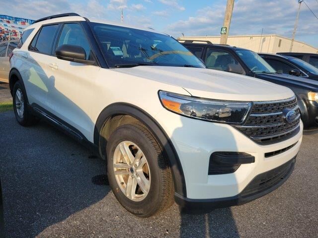 2022 Ford Explorer XLT — photo 1 of 6