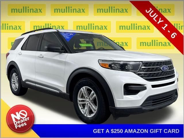 2023 Ford Explorer XLT — photo 1 of 4