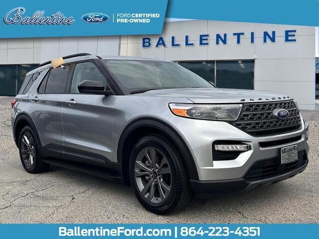 2023 Ford Explorer XLT — photo 1 of 13
