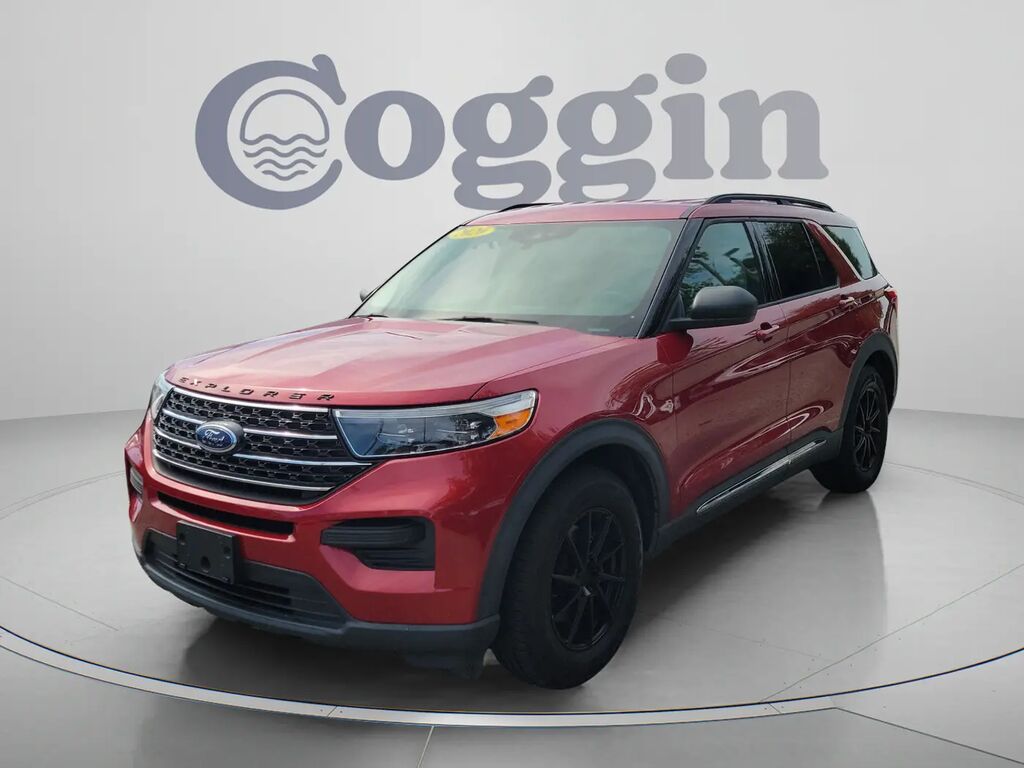 2020 Ford Explorer XLT — photo 1 of 13