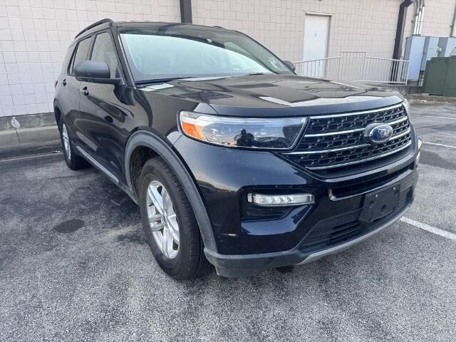 2020 Ford Explorer XLT — photo 1 of 4