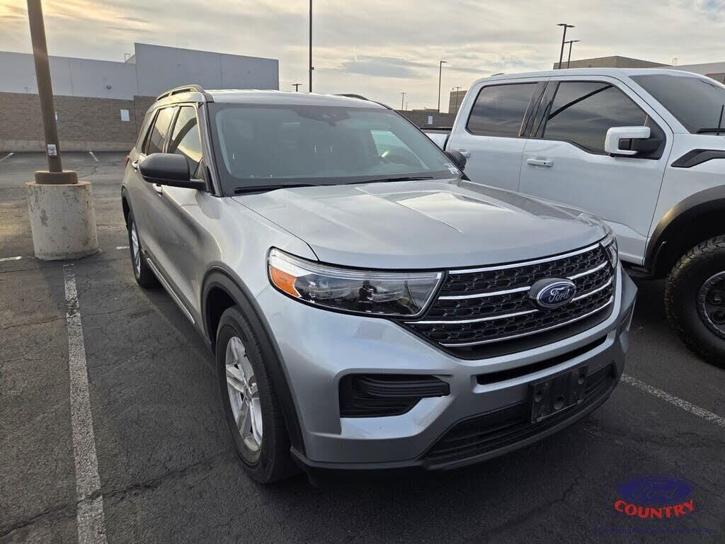 2021 Ford Explorer XLT — photo 1 of 1
