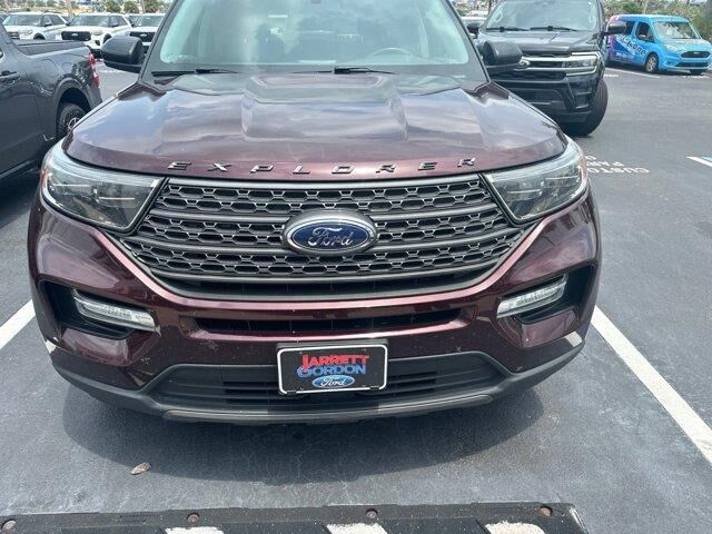 2022 Ford Explorer XLT — photo 1 of 7