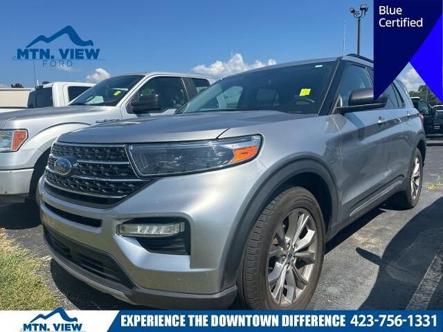 2021 Ford Explorer XLT — photo 1 of 7