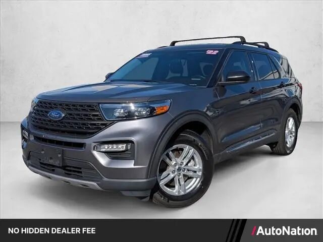 2022 Ford Explorer XLT — photo 1 of 52