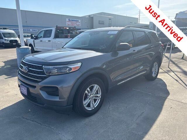 2022 Ford Explorer XLT — photo 1 of 26
