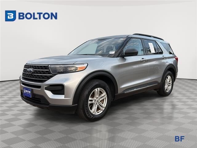 2023 Ford Explorer XLT — photo 1 of 13