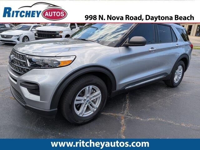 2024 Ford Explorer XLT — photo 1 of 13
