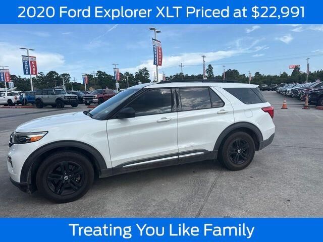 2020 Ford Explorer XLT — photo 1 of 26