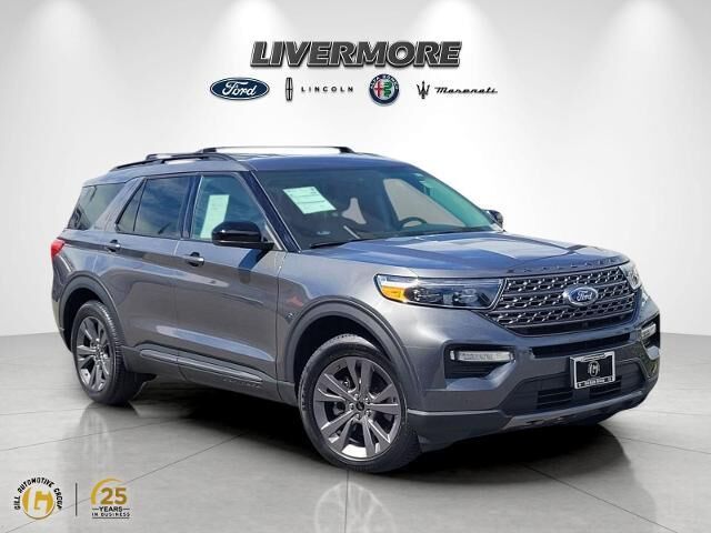 2023 Ford Explorer XLT — photo 1 of 39
