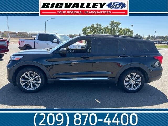 2023 Ford Explorer XLT — photo 1 of 1