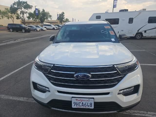 2023 Ford Explorer XLT — photo 1 of 24