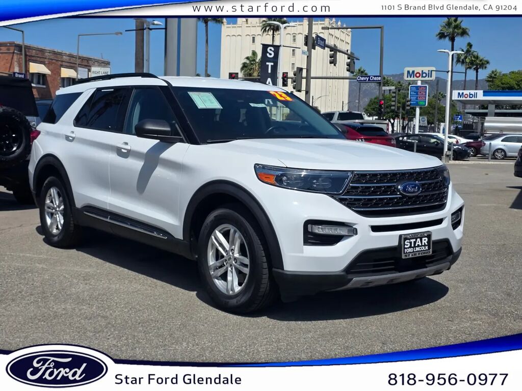 2023 Ford Explorer XLT — photo 1 of 13