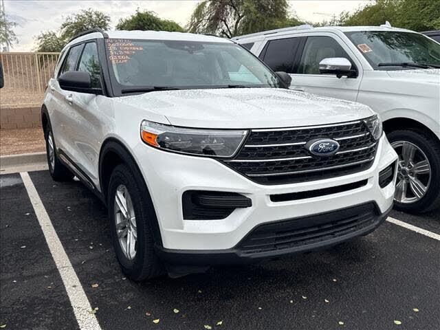 2023 Ford Explorer XLT — photo 1 of 1
