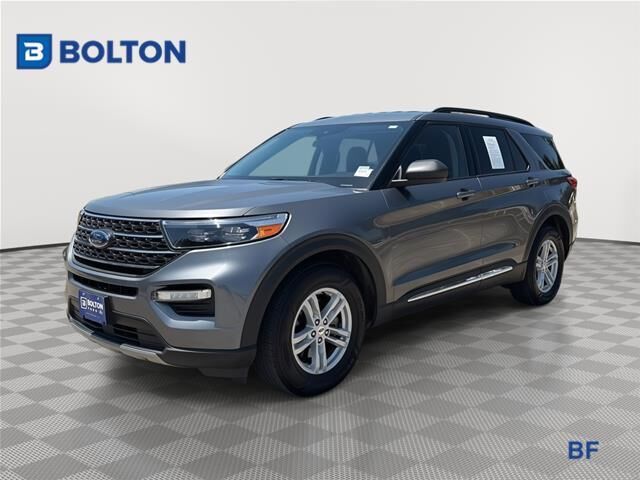 2024 Ford Explorer XLT — photo 1 of 13