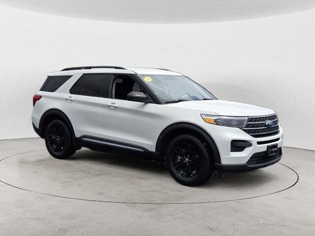 2024 Ford Explorer XLT — photo 1 of 1