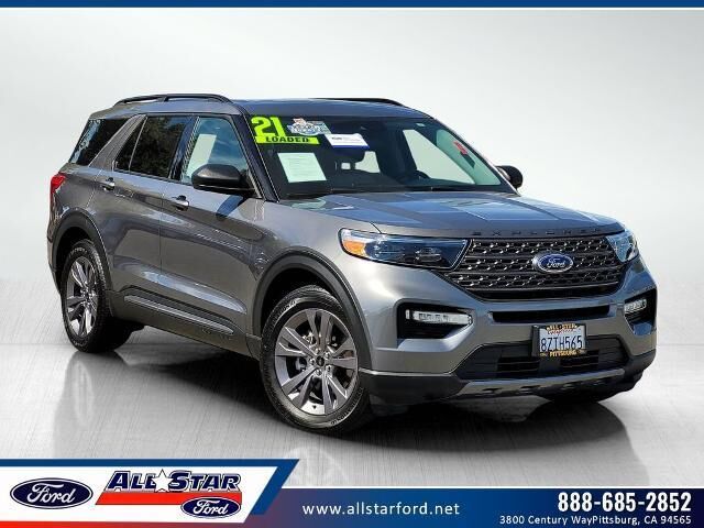 2021 Ford Explorer XLT — photo 1 of 26