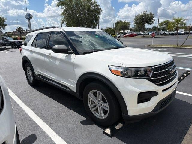 2022 Ford Explorer XLT — photo 1 of 26