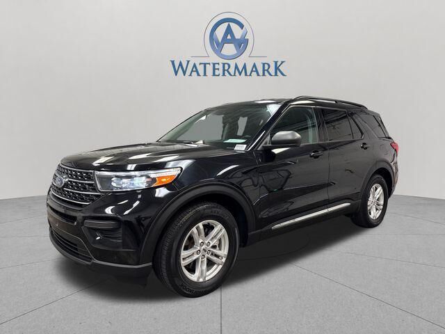 2023 Ford Explorer XLT — photo 1 of 20
