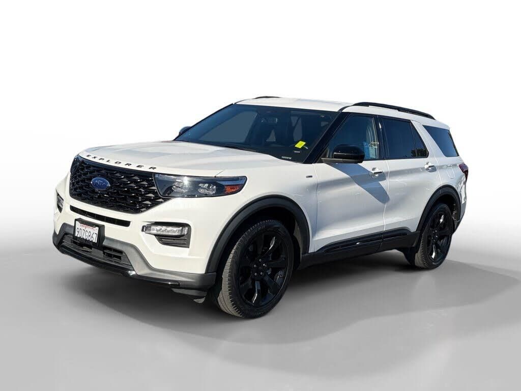 2022 Ford Explorer ST-Line — photo 1 of 1