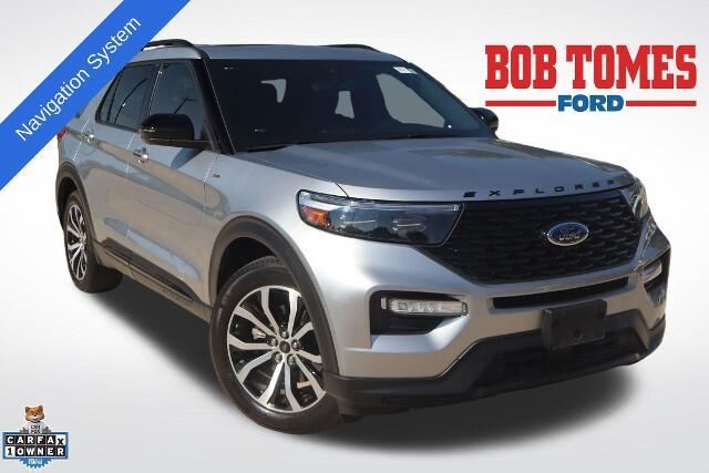 2023 Ford Explorer ST-Line — photo 1 of 26
