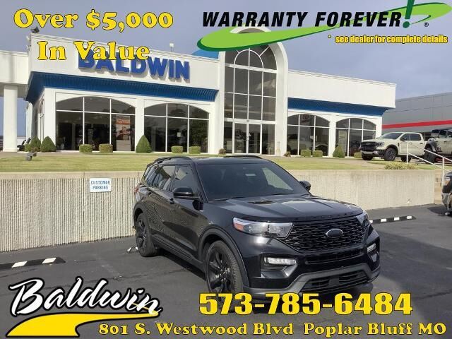 2024 Ford Explorer ST-Line — photo 1 of 13