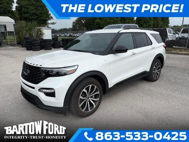 2024 Ford Explorer ST-Line — photo 1 of 26