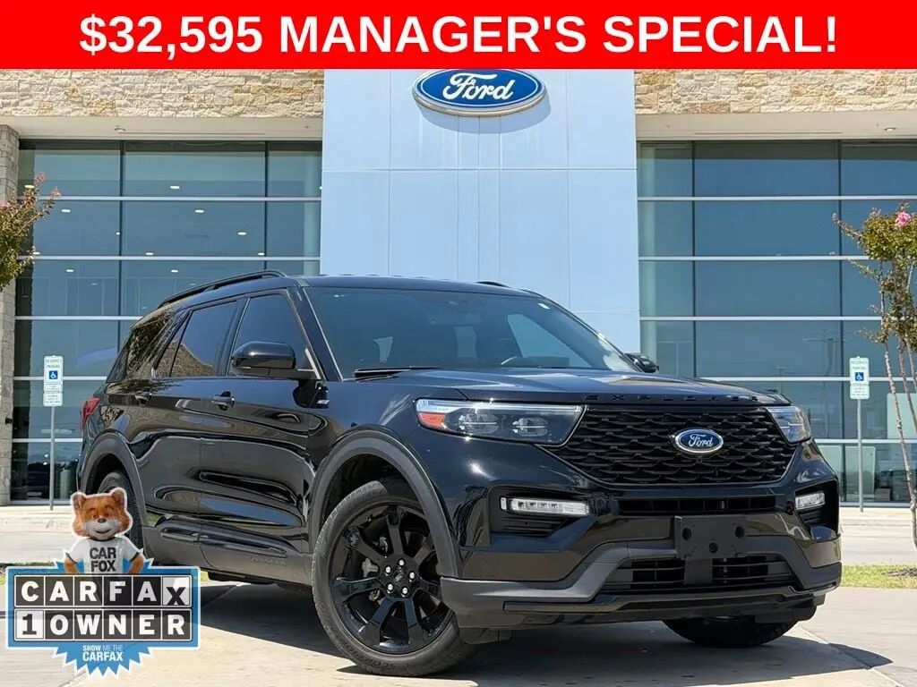 2023 Ford Explorer ST-Line — photo 1 of 17
