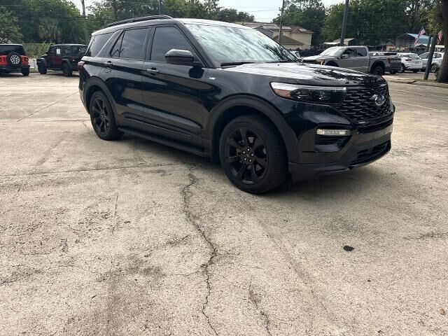 2024 Ford Explorer ST-Line — photo 1 of 26