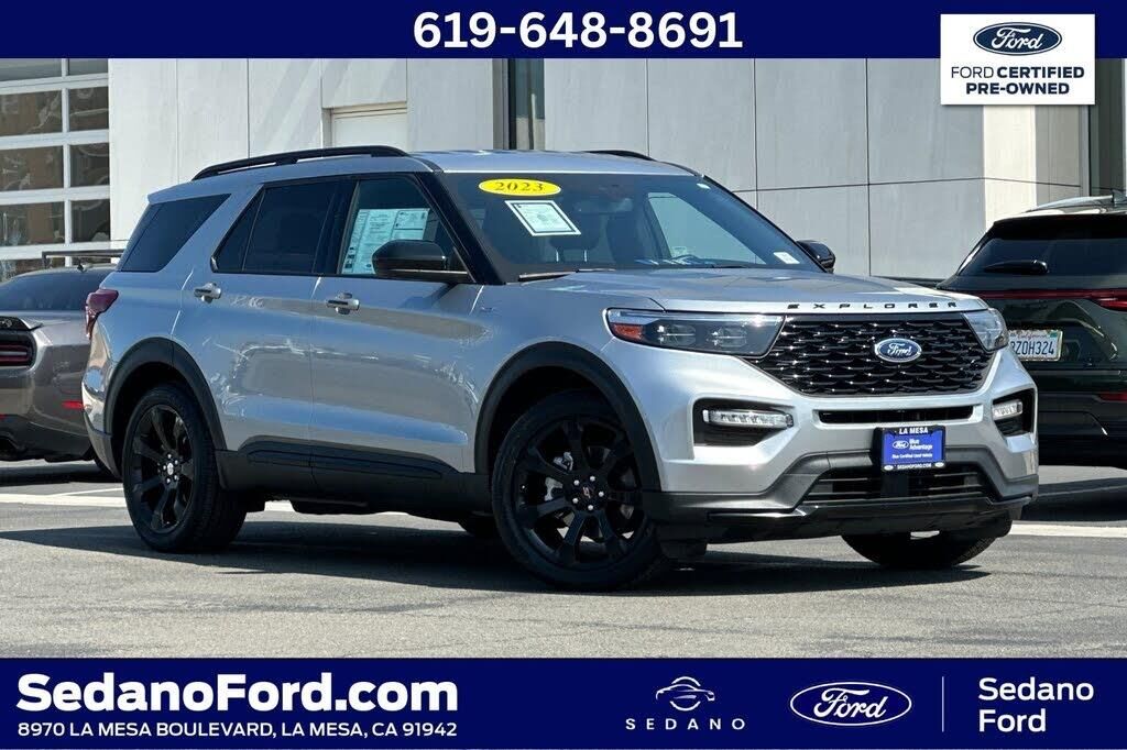 2023 Ford Explorer ST-Line — photo 1 of 1