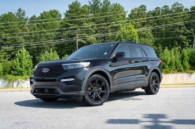 2023 Ford Explorer ST-Line — photo 1 of 26