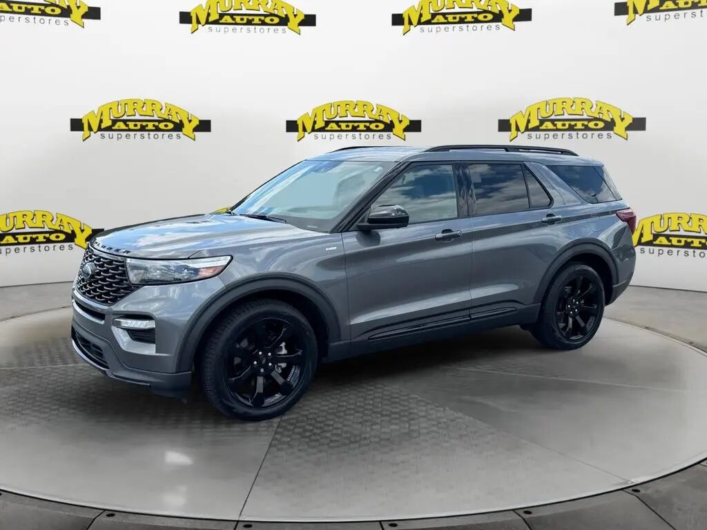 2023 Ford Explorer ST-Line — photo 1 of 13