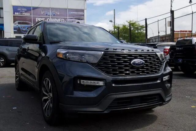 2022 Ford Explorer ST-Line