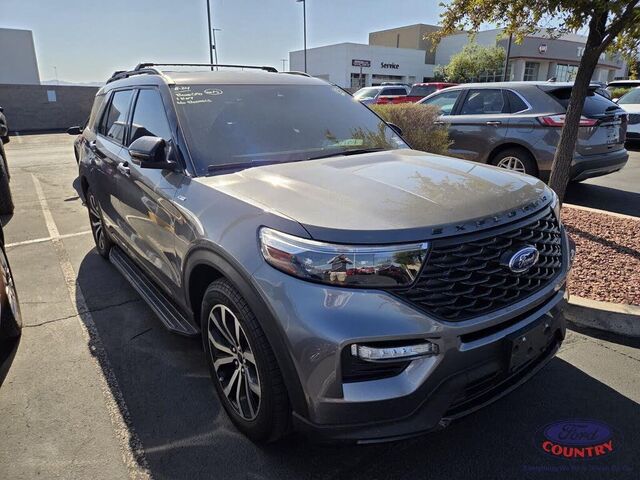 2022 Ford Explorer ST-Line