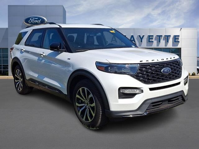2022 Ford Explorer ST-Line — photo 1 of 26